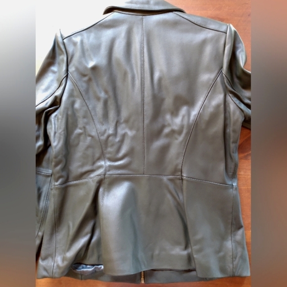 Denim&Co Lamb Leather Jacket with Zip Front and Pockets - Picture 9 of 9